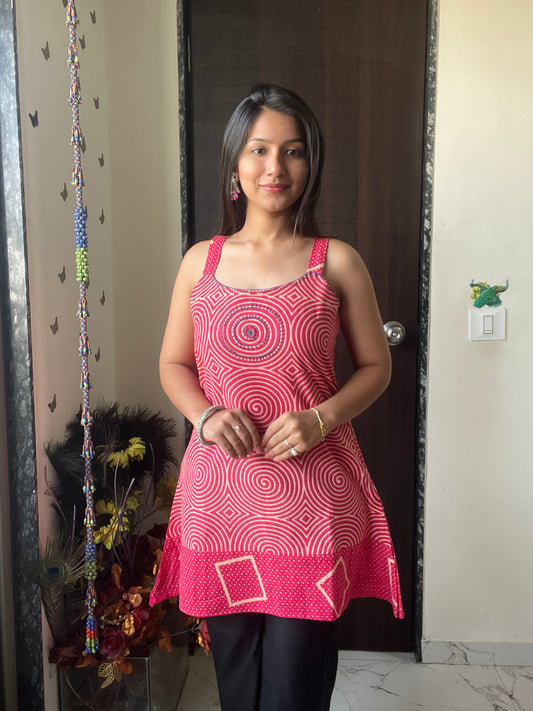 Urban Essential Short Top | Breathable Cotton Everyday Modern | Pink