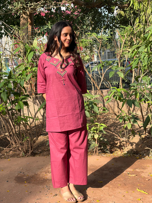 Urban Essential Two-Piece Set | Breathable Cotton Co-ord Ethnic Embroidred | Dusty Rose