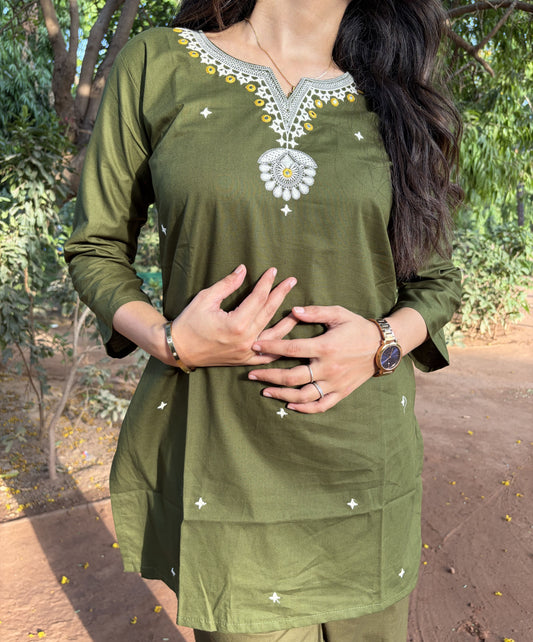 Urban Essential Two-Piece Set | Breathable Cotton Co-ord Embroidred | Dark Green
