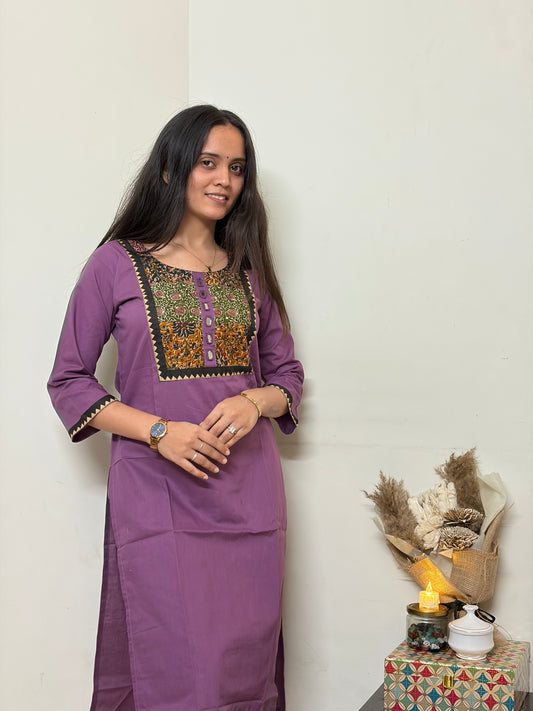 Urban Essential Two-Piece Set | Breathable Cotton Co-ord | Light Purple
