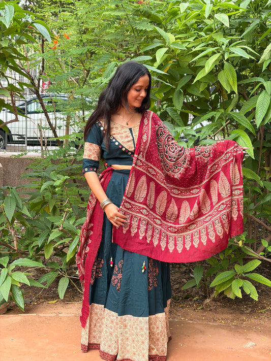 Traditional Green Cotton Choli Set with Ajrakh Print Dupatta & Mirror Detail