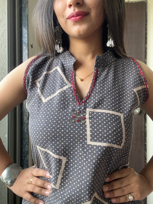Urban Essential Short Top | Breathable Cotton Everyday Staple | Grey